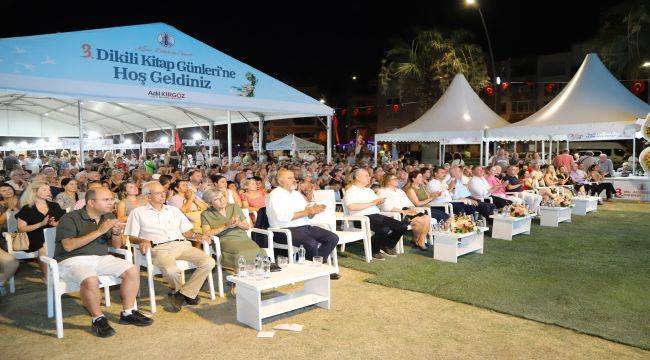 3. Dikili Kitap Günleri “Aydınlık Bir 100 Yıla Doğru Türkiye” Temasıyla Kapılarını Açtı