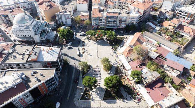 Abdullah Arda Meydanı yenilendi 