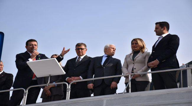  Başkan Tugay Ekrem İmamoğlu’nu Yalnız Bırakmadı