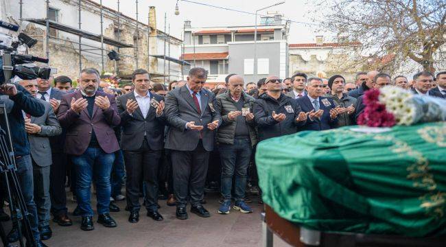 Müge Ve Pera Suyolcu Son Yolculuğuna Uğurlandı 