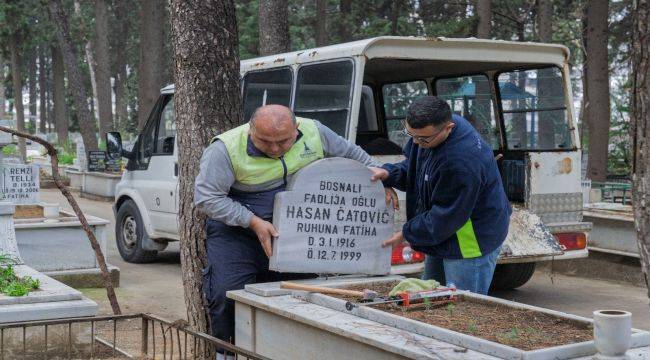 Büyükçiğli Mezarlığı’ndaki Hasar Gideriliyor